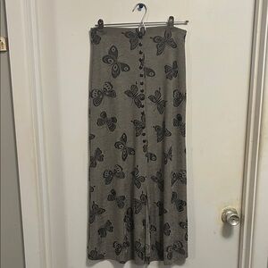 Chic Gray Butterfly Maxi Skirt